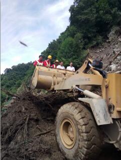 抗洪搶險，交通實業(yè)人在行動